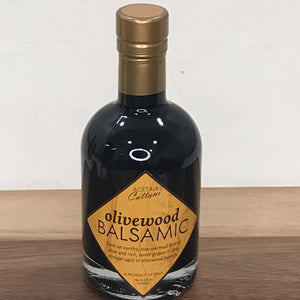 Cattani 8 Year Aged Olivewood Balsamic Vinegar (8.5 fl oz)