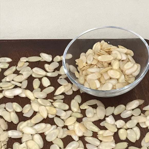 Raw Blanched Sliced Almonds (1 lb)