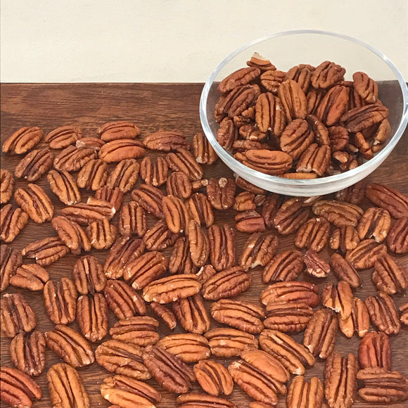 Raw Pecans, Fancy Halves (1 lb)